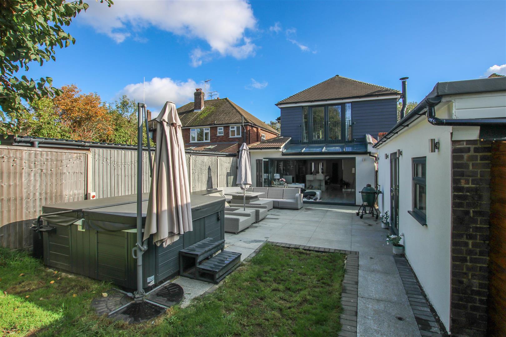 Hunter Avenue, Shenfield, Brentwood Keith Ashton